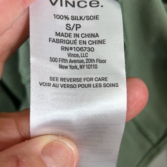 Vince womens Half Placket Long-Sleeve Silk Blouse mint green size small - Picture 6 of 7